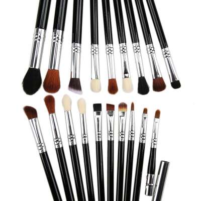 2019 Hot sale 9 pieces wooden  handle accessories professional cosmetic black makeup brush set for women